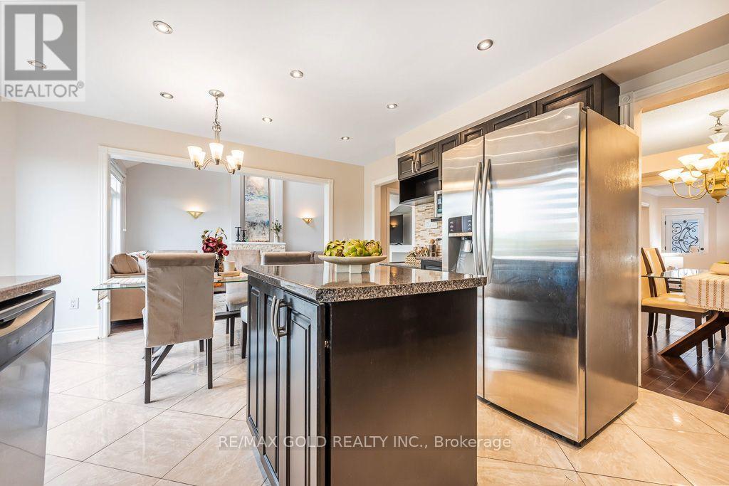 1361 Daniel Creek Road, Mississauga, Ontario  L5V 1V3 - Photo 18 - W13857266