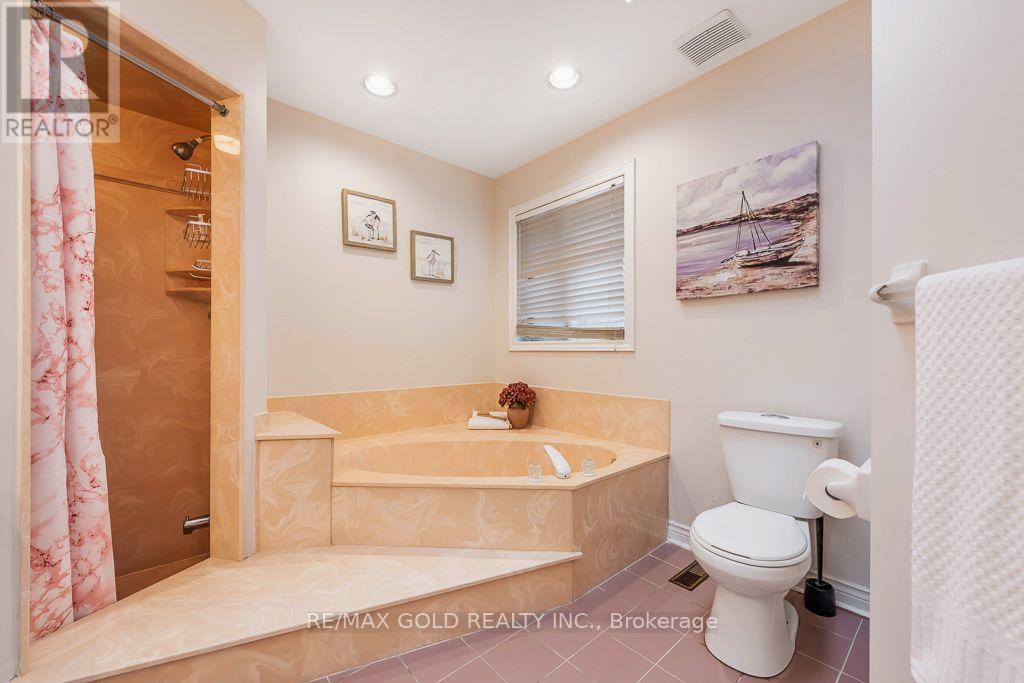 1361 Daniel Creek Road, Mississauga, Ontario  L5V 1V3 - Photo 32 - W13857266