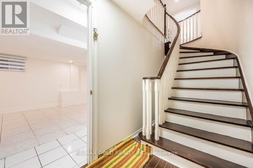 1361 Daniel Creek Road, Mississauga, Ontario  L5V 1V3 - Photo 34 - W13857266