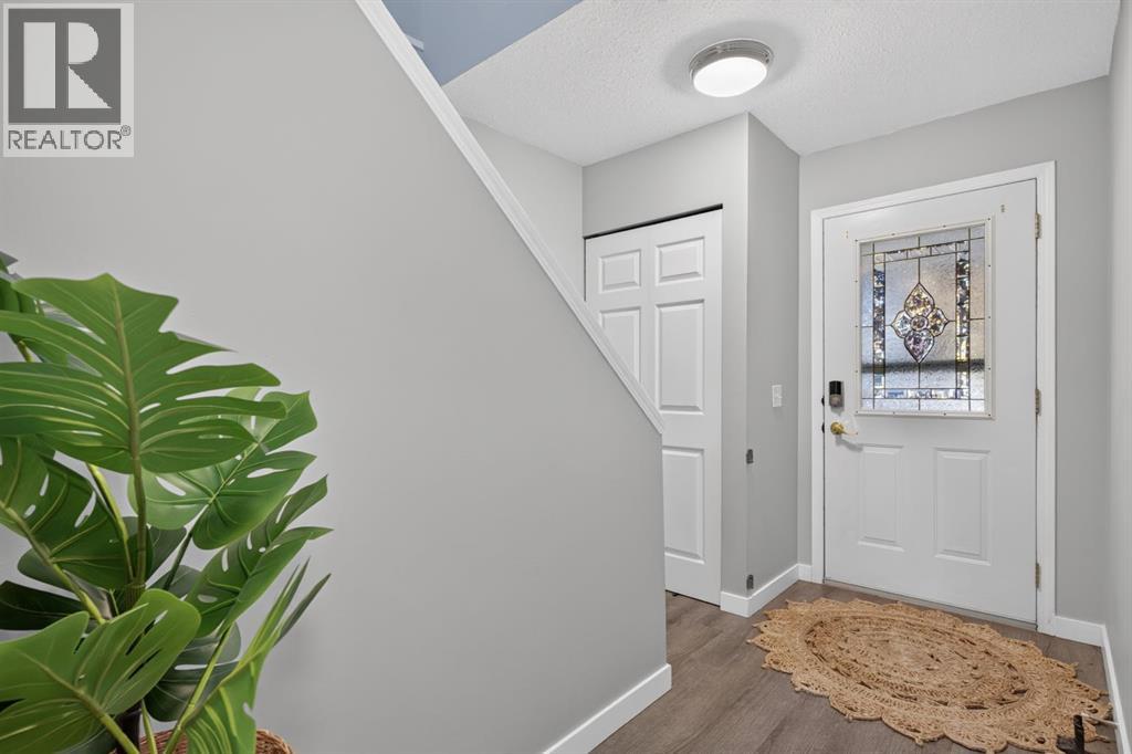9, 567 Edmonton Trail NE, Airdrie, Alberta  T4B 2L4 - Photo 7 - A2349892