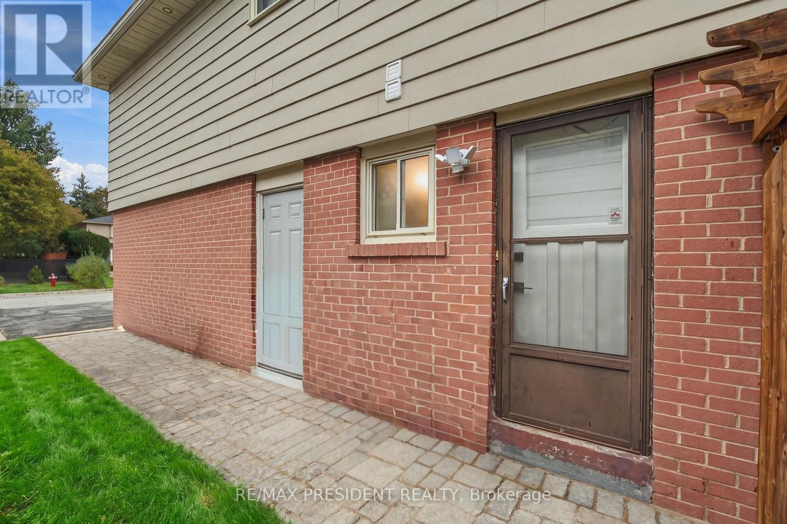 31 Core Crescent, Brampton, Ontario  L6W 2G6 - Photo 36 - W13857240