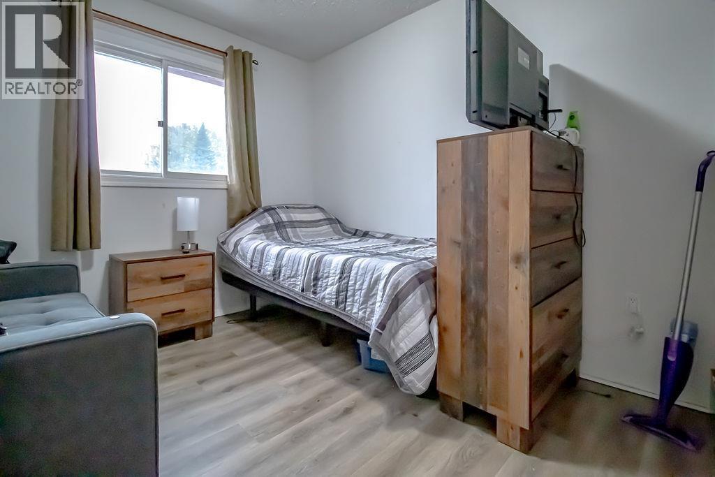 254 Elm Street, Fort St. James, British Columbia  V0J 1P0 - Photo 12 - R3171821
