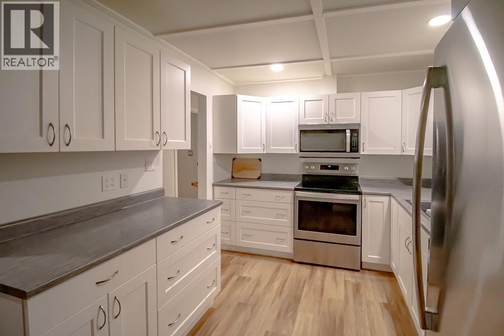 254 Elm Street, Fort St. James, British Columbia  V0J 1P0 - Photo 15 - R3171821
