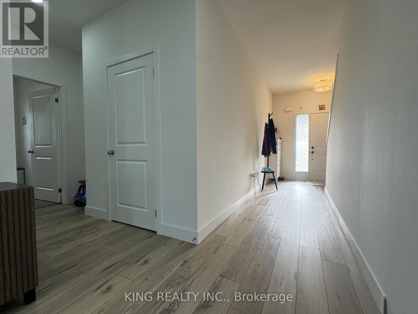 Upper - 1462 Twilite Boulevard, London North, Ontario N6G 3R5 - Photo 10 - X13857512