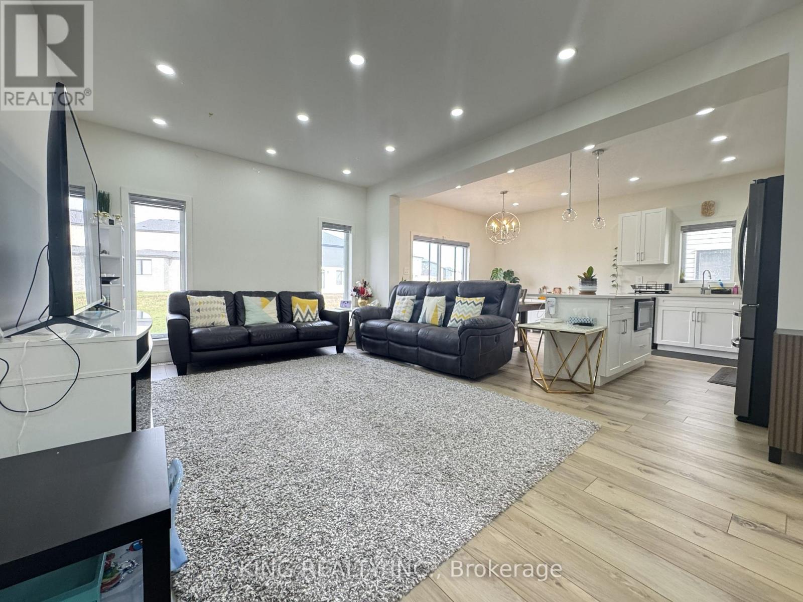 Upper - 1462 Twilite Boulevard, London North, Ontario N6G 3R5 - Photo 11 - X13857512