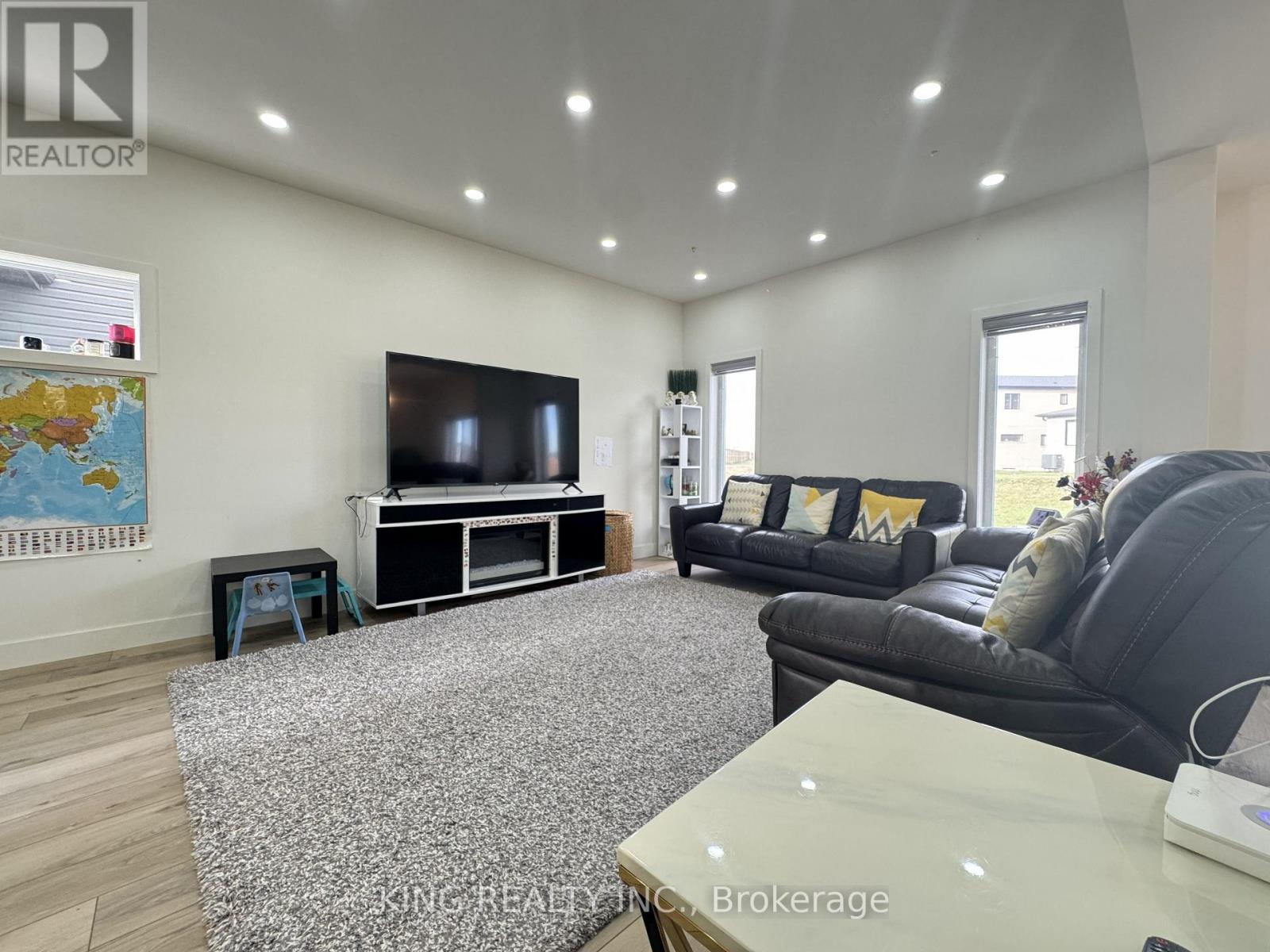 Upper - 1462 Twilite Boulevard, London North, Ontario N6G 3R5 - Photo 13 - X13857512