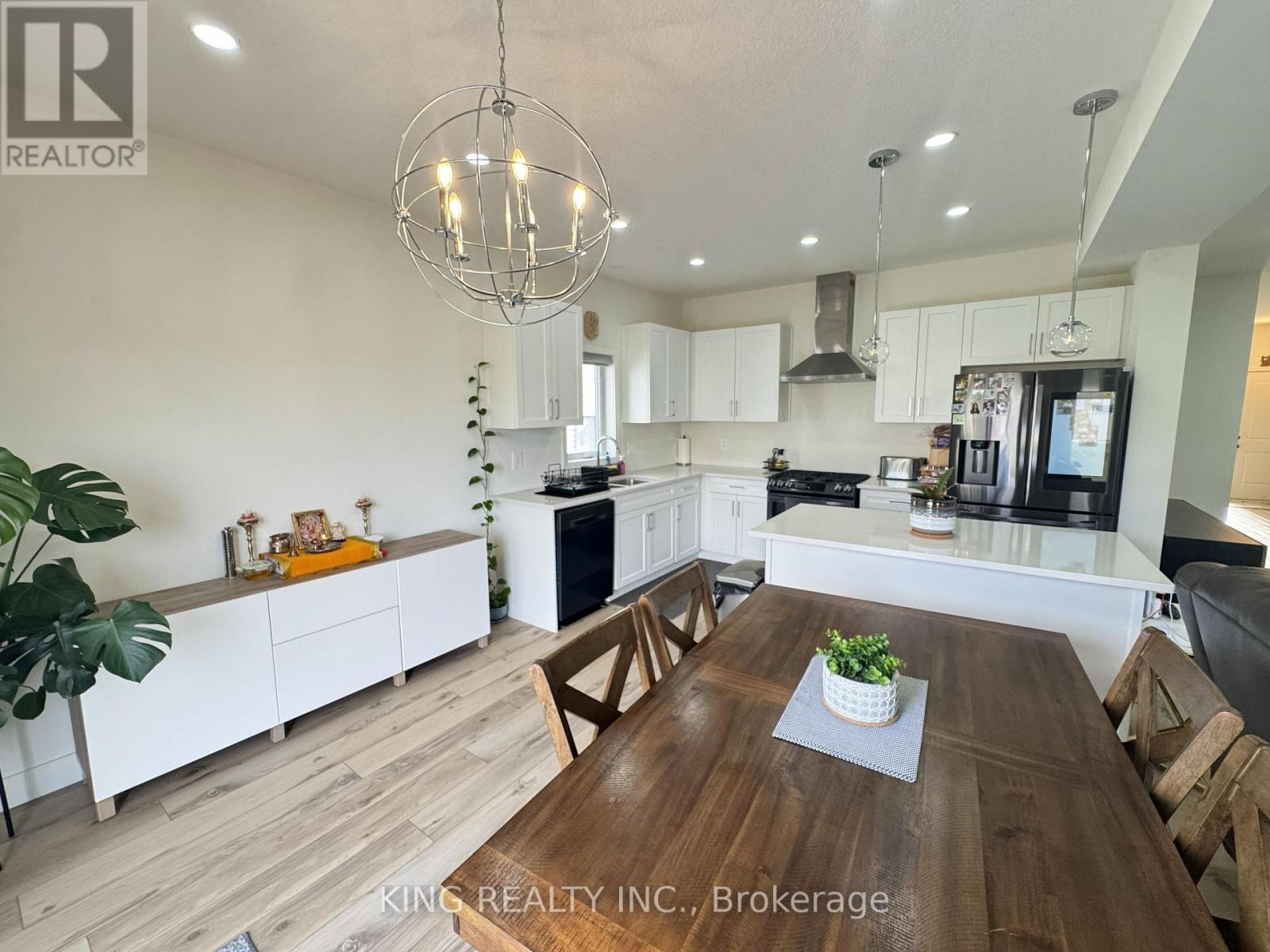 Upper - 1462 Twilite Boulevard, London North, Ontario N6G 3R5 - Photo 18 - X13857512