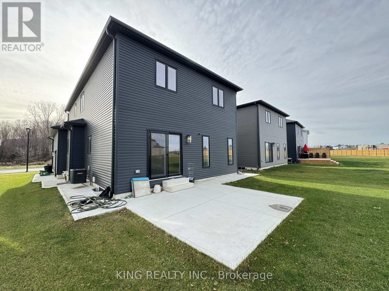 Upper - 1462 Twilite Boulevard, London North, Ontario N6G 3R5 - Photo 36 - X13857512