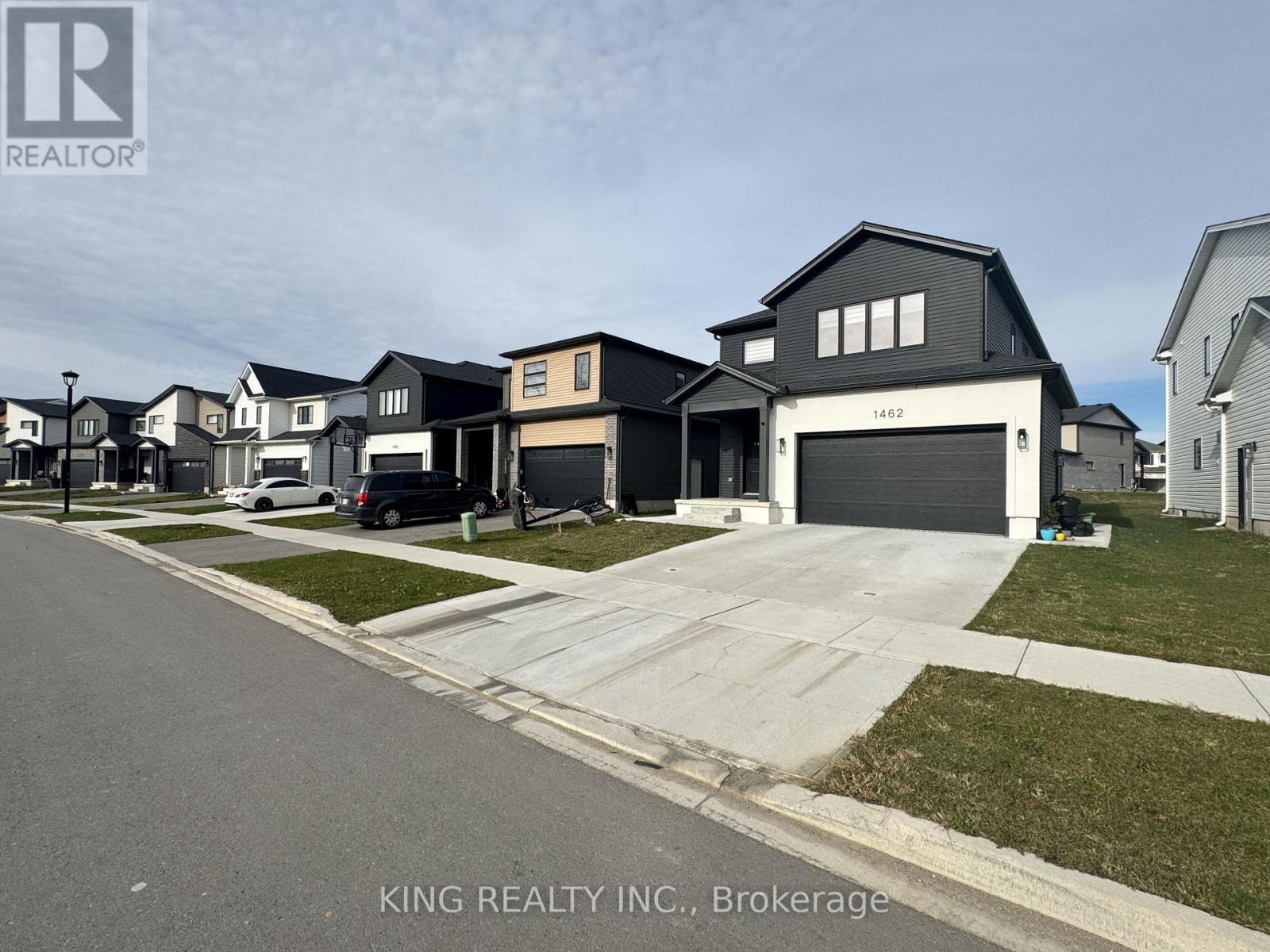 Upper - 1462 Twilite Boulevard, London North, Ontario N6G 3R5 - Photo 4 - X13857512