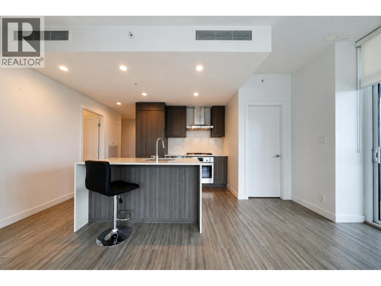 2004 2311 Beta Avenue, Burnaby, British Columbia  V5C 0M1 - Photo 5 - R3160277