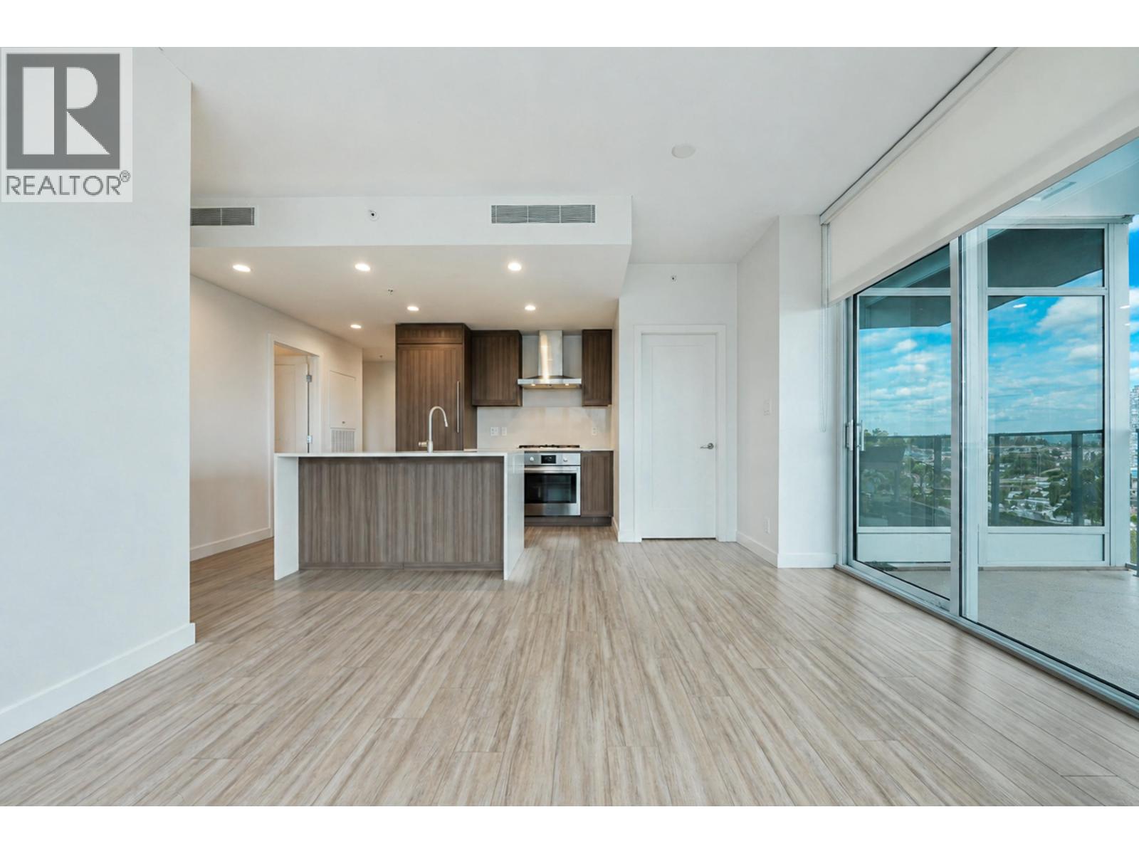 2004 2311 Beta Avenue, Burnaby, British Columbia  V5C 0M1 - Photo 4 - R3160277