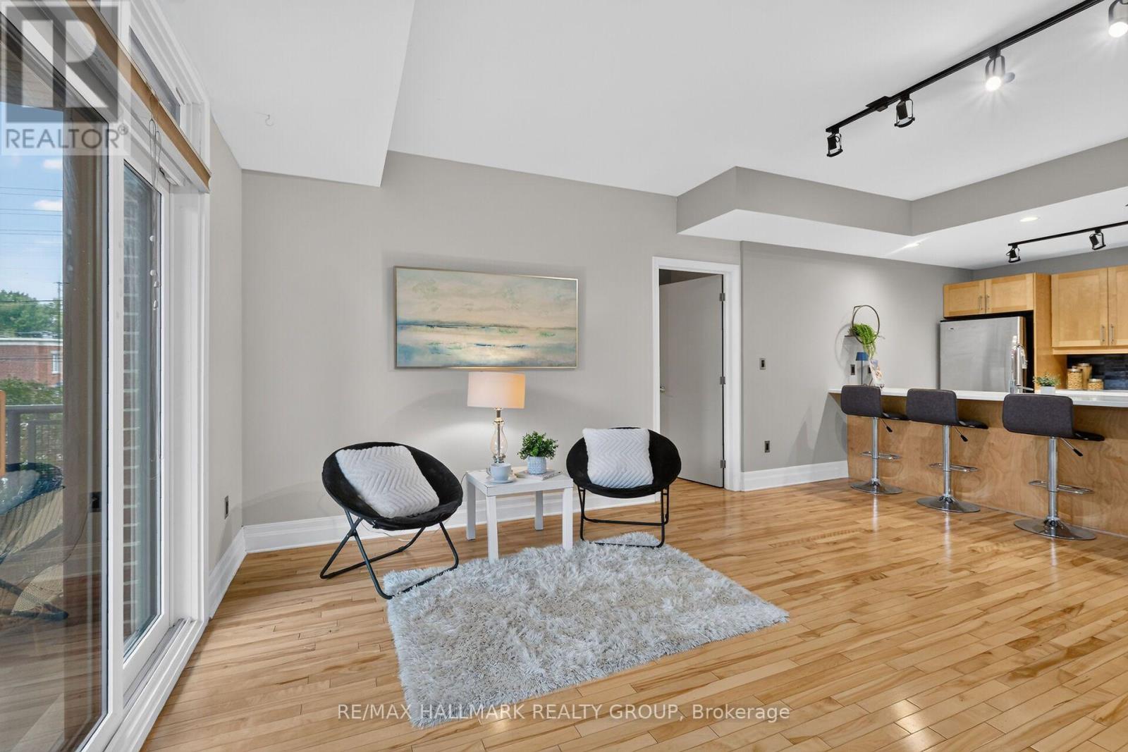 210 - 457 Mcleod Street, Ottawa, Ontario  K1R 5P5 - Photo 13 - X13857438
