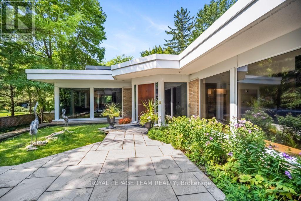55 Willingdon Road, Ottawa, Ontario  K1M 2J6 - Photo 2 - X13857452