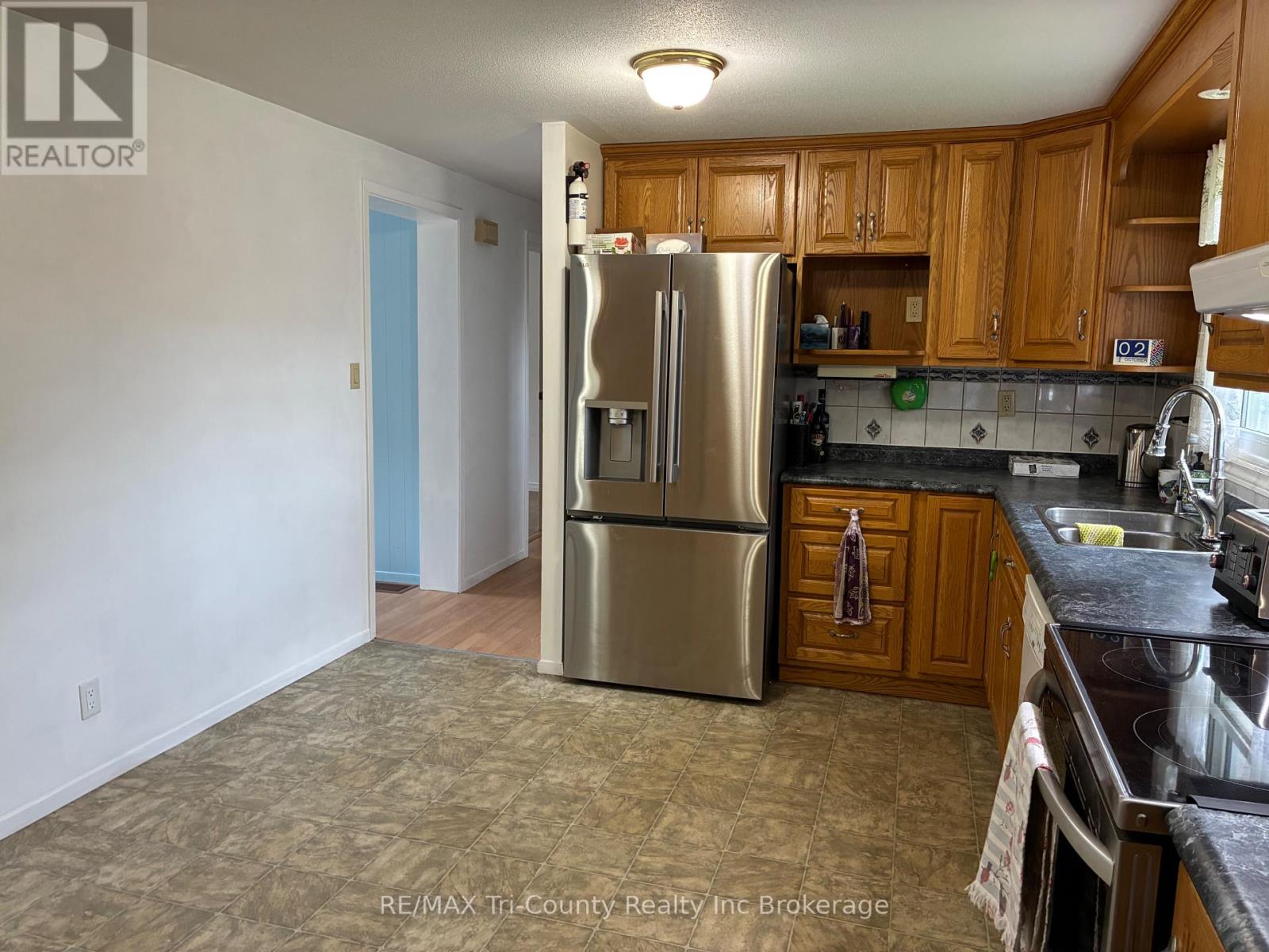 10 Elizabeth Street, Bayham, Ontario  N0J 1T0 - Photo 8 - X13857436