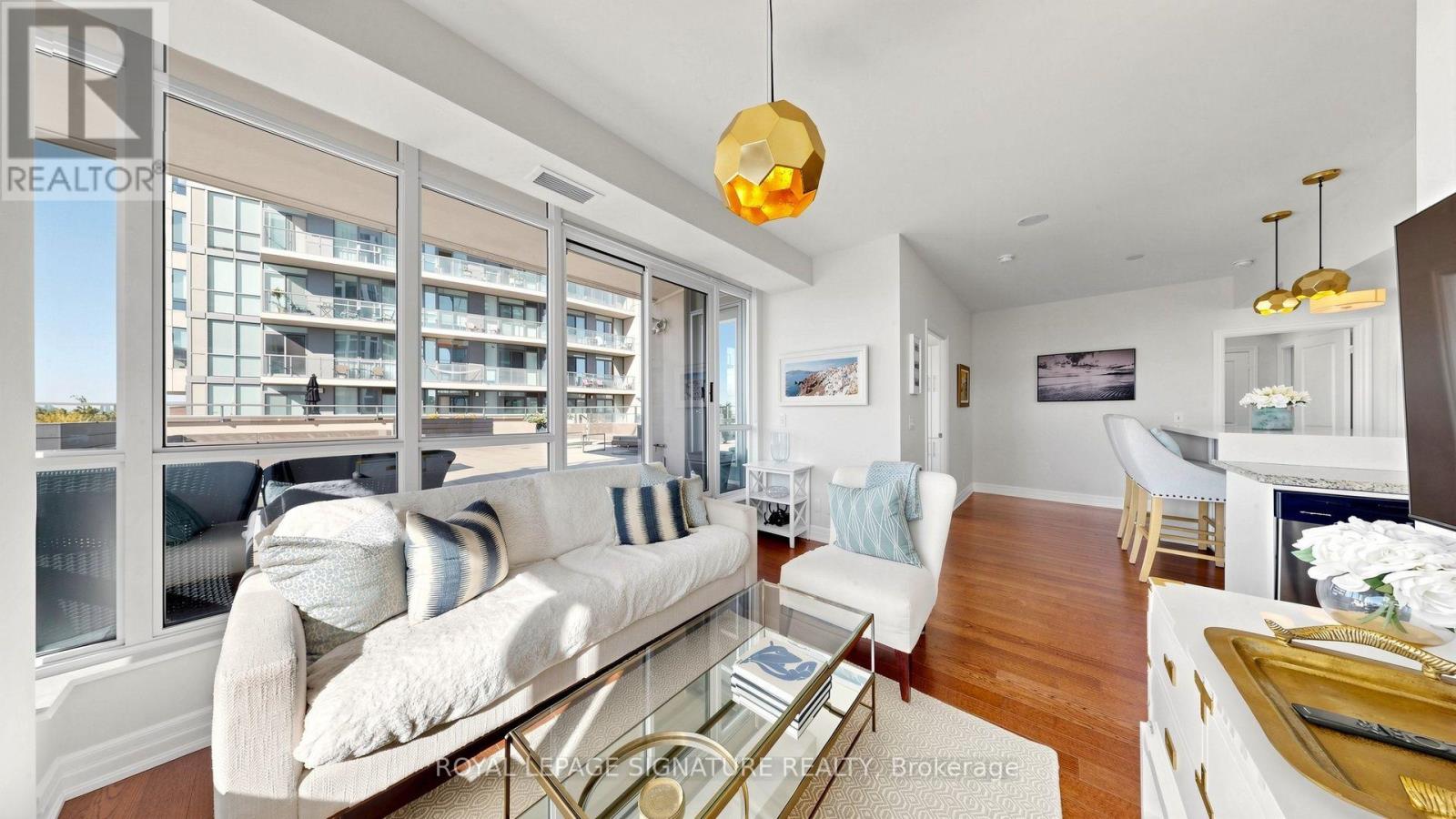 402 - 500 St Clair Avenue W, Toronto, Ontario  M6C 1A8 - Photo 7 - C13857534