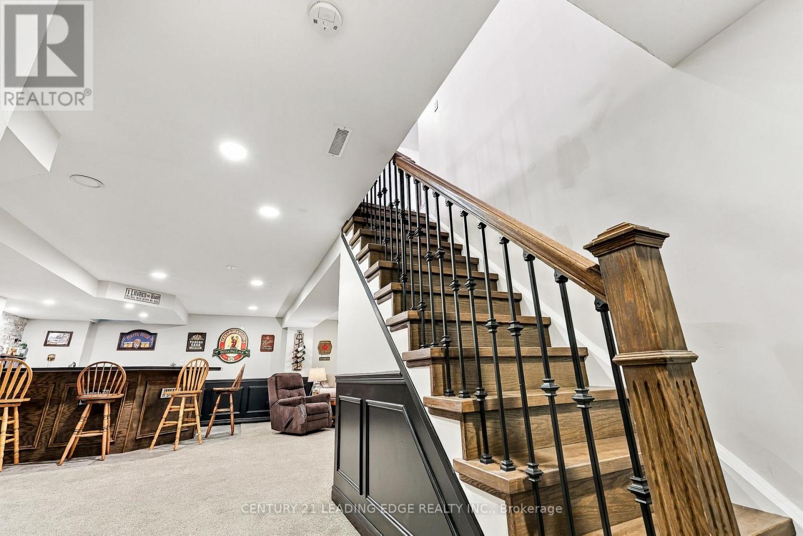 12 Coastview Court, Whitby (Port Whitby), Ontario  L1N 9N6 - Photo 28 - E13857434