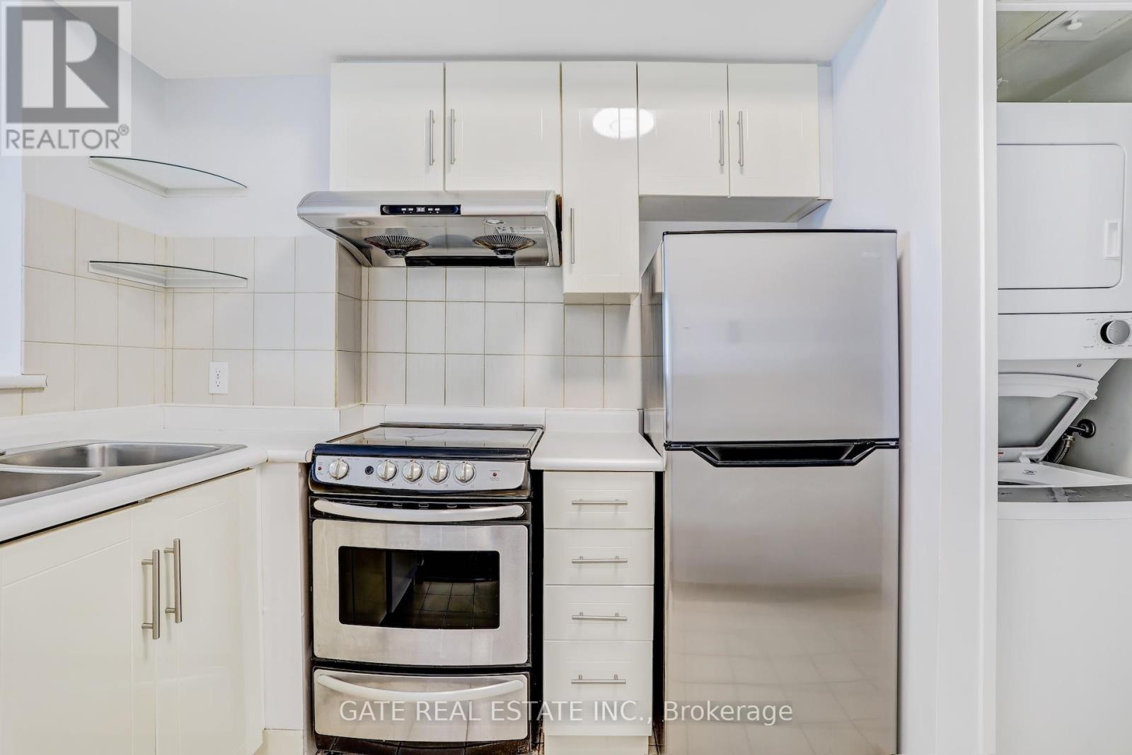 1111 - 8 Lee Centre Drive, Toronto, Ontario  M1H 3H8 - Photo 13 - E13857450