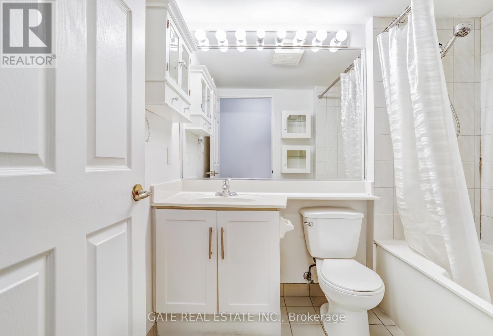 1111 - 8 Lee Centre Drive, Toronto, Ontario  M1H 3H8 - Photo 25 - E13857450