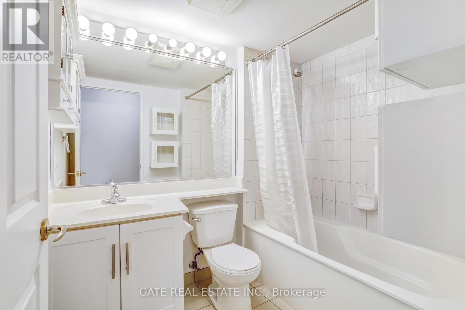 1111 - 8 Lee Centre Drive, Toronto, Ontario  M1H 3H8 - Photo 26 - E13857450
