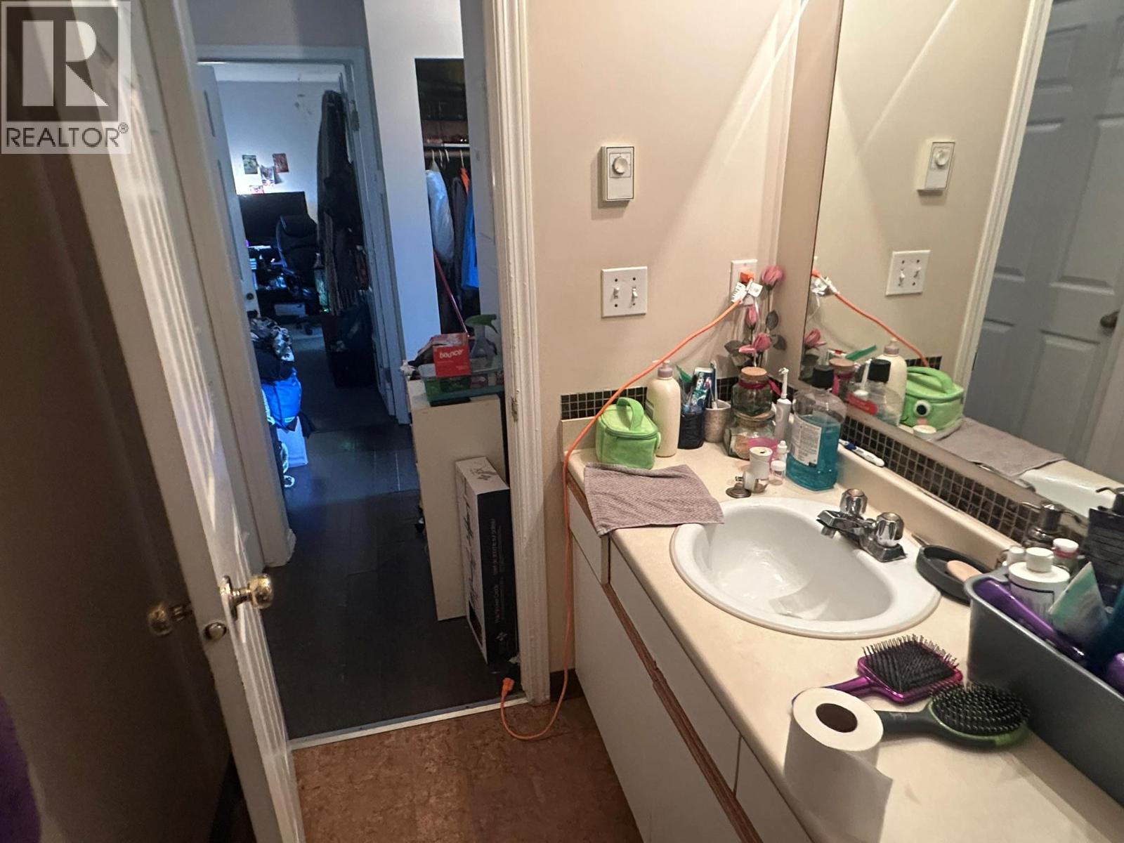 3710 24 Avenue Unit# 203