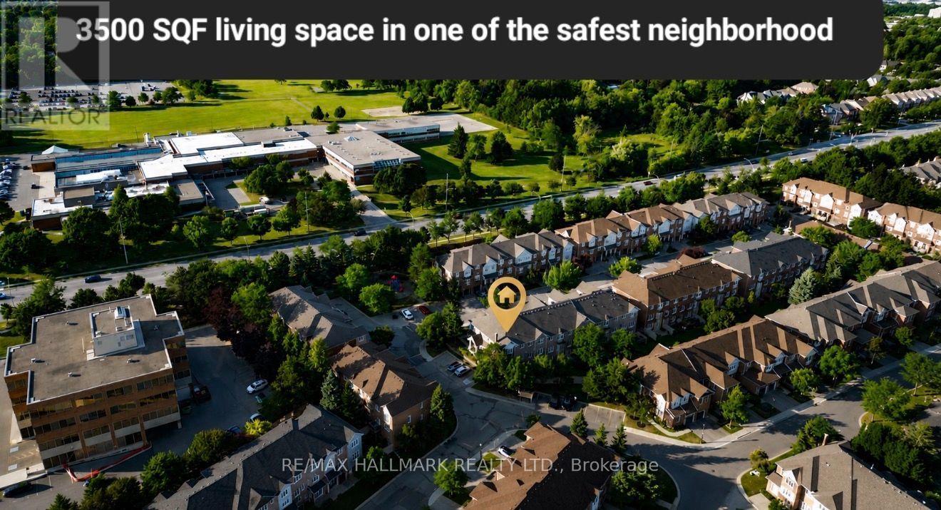 70 - 190 Harding Boulevard W, Richmond Hill, Ontario  L4C 0J9 - Photo 3 - N13857532