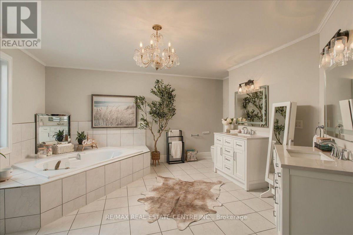 1749 Heritage Way, Oakville, Ontario  L6M 3A2 - Photo 24 - W13857480