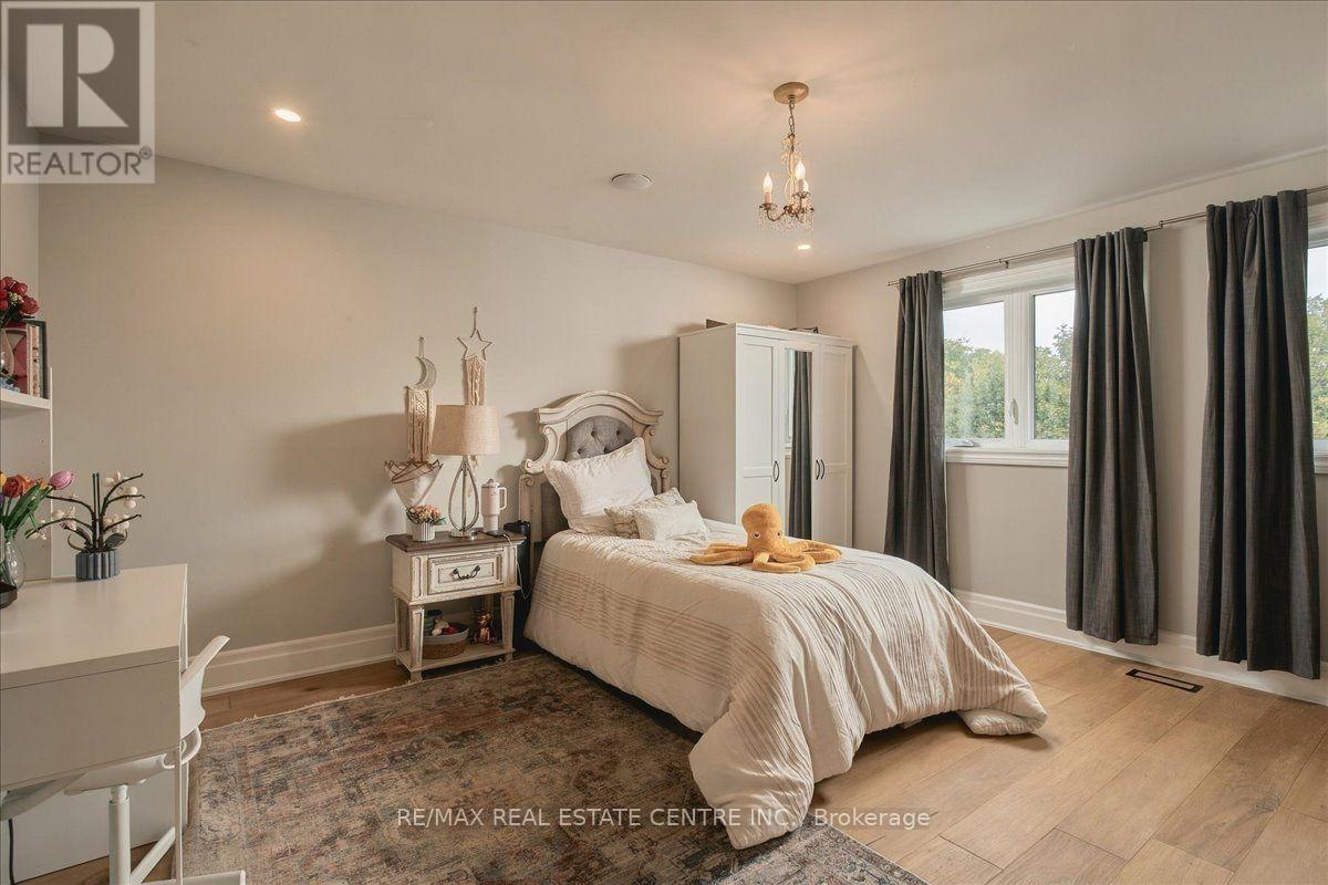 1749 Heritage Way, Oakville, Ontario  L6M 3A2 - Photo 32 - W13857480