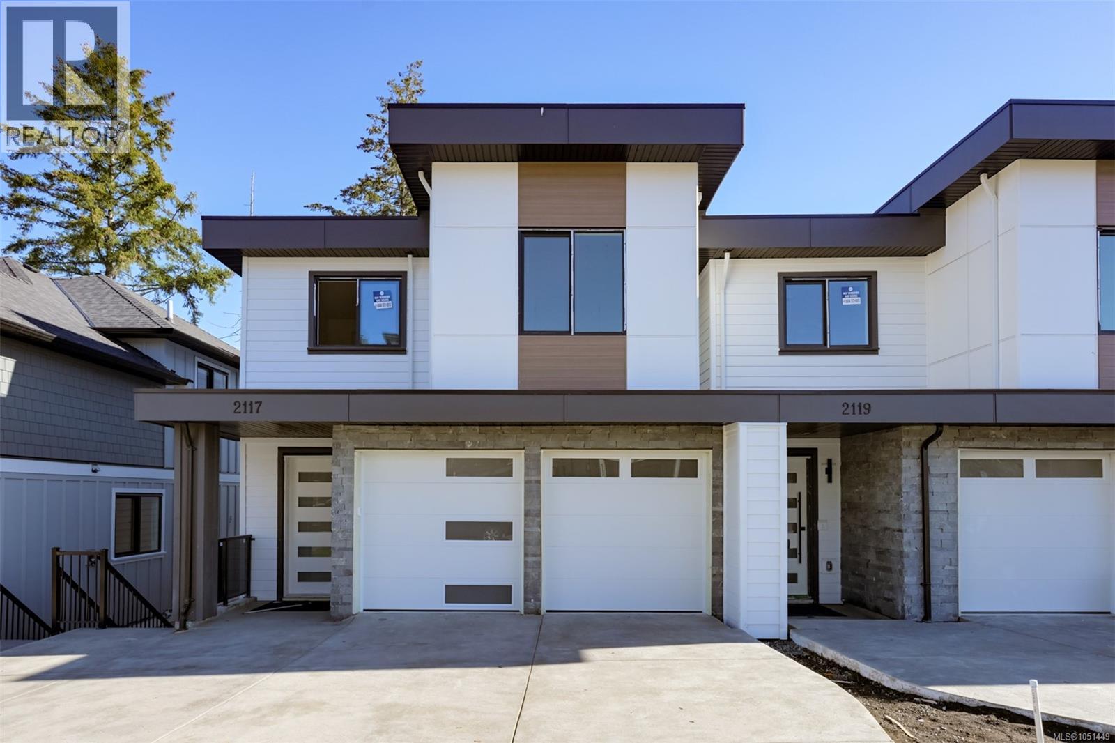 2119 Kingbird Dr