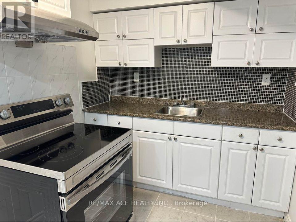 Bsmt - 11 Seasons Drive, Toronto, Ontario  M1X 1X4 - Photo 6 - E13857192