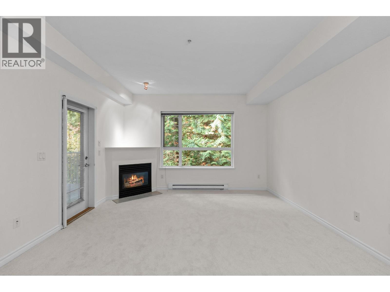 208 3151 CONNAUGHT CRESCENT