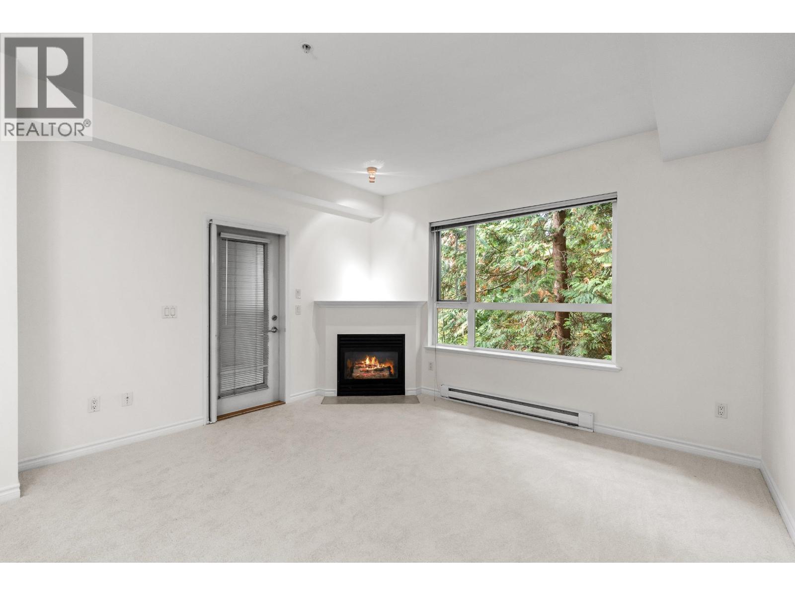 208 3151 CONNAUGHT CRESCENT
