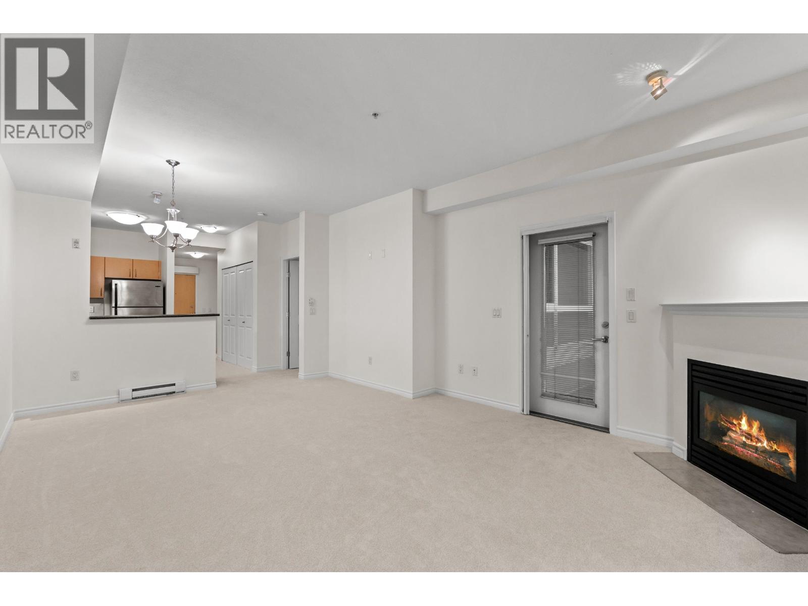 208 3151 CONNAUGHT CRESCENT