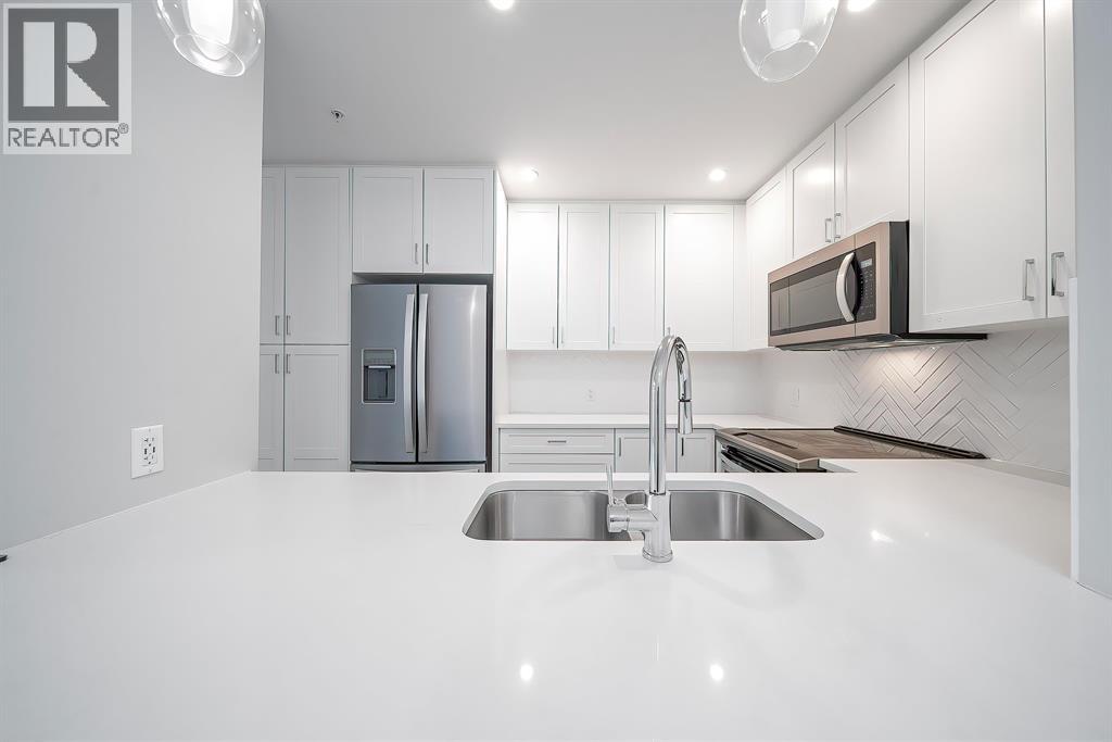 3612 2180 KELLY AVENUE