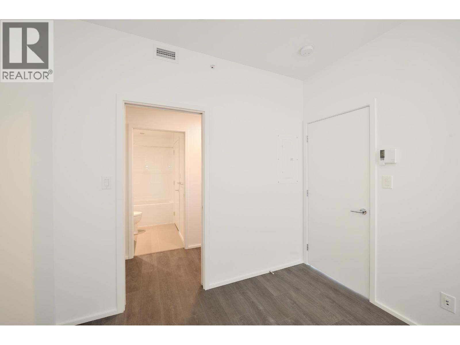 4708 4650 BRENTWOOD DRIVE
