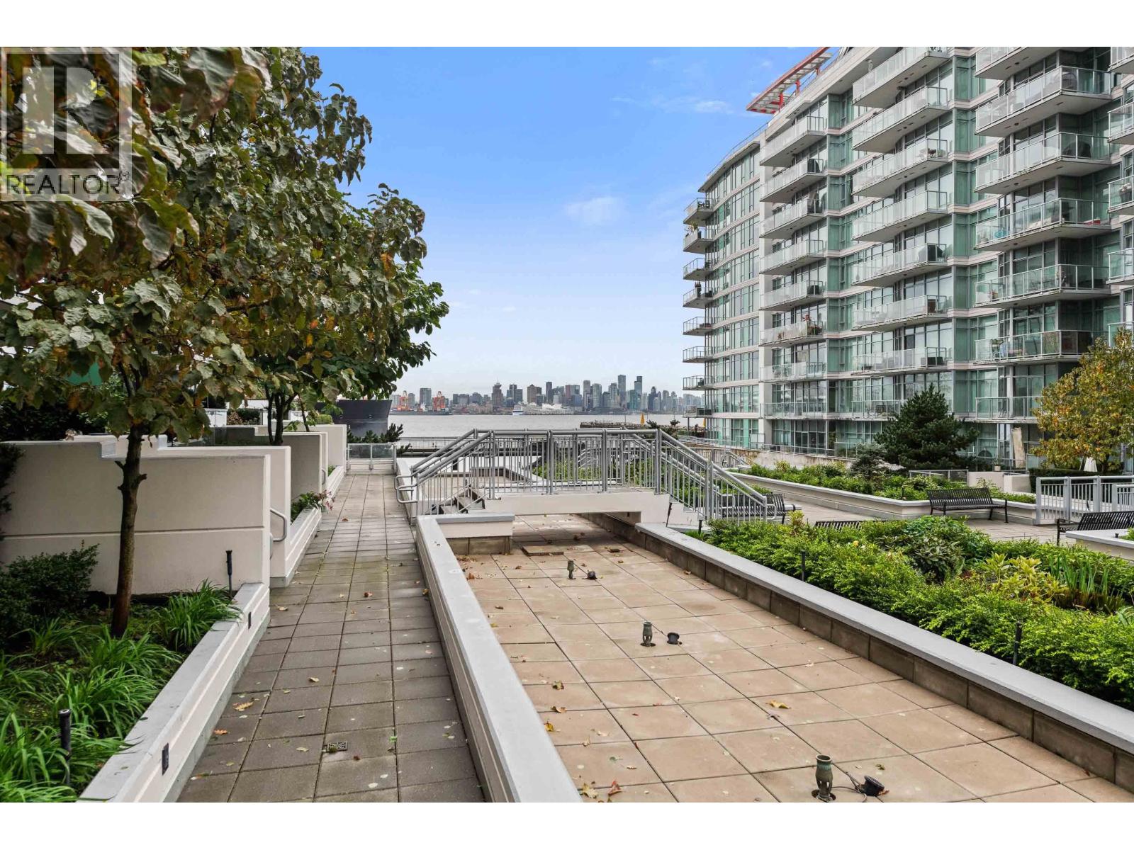 211 185 VICTORY SHIP WAY