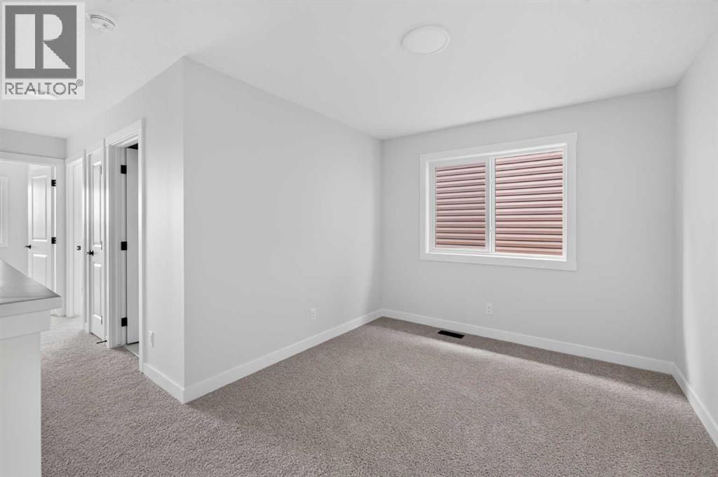 255 Lucas Gate Nw, Calgary, Alberta  T3P 2S5 - Photo 18 - A2345255