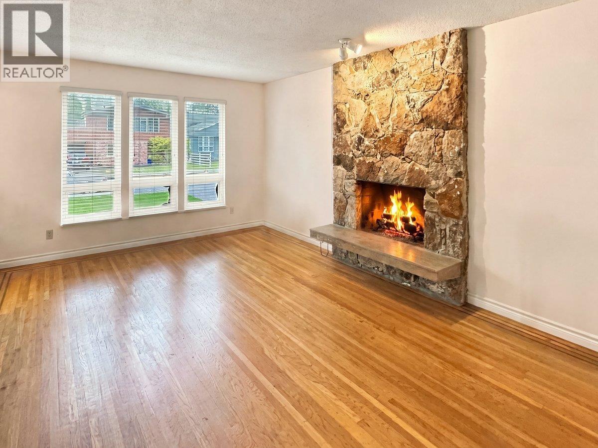 10760 Seamount Road, Richmond, British Columbia  V7A 4P6 - Photo 2 - R3171818