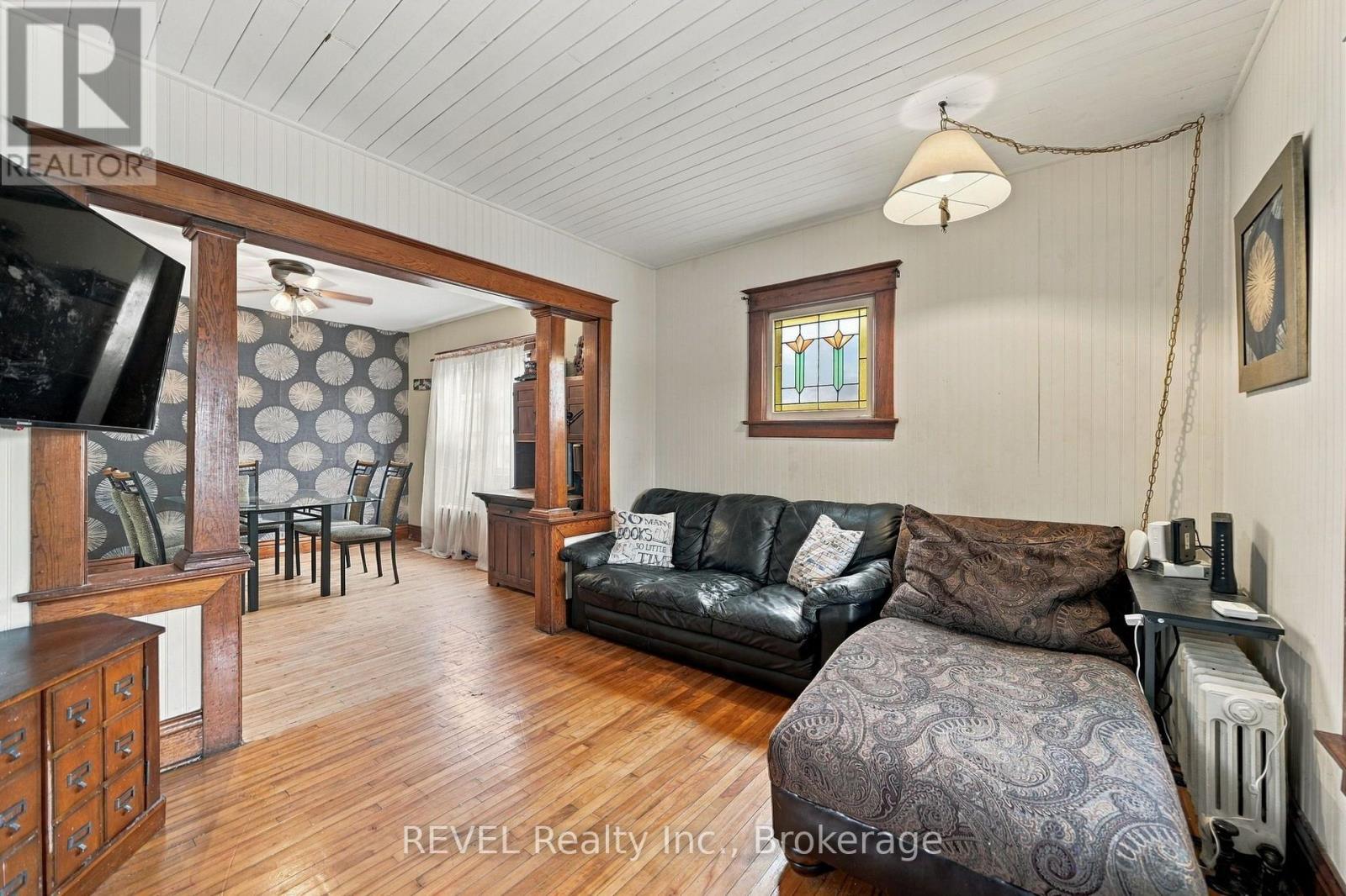27 Christmas Street, Port Colborne, Ontario  L3K 1M3 - Photo 6 - X13857558