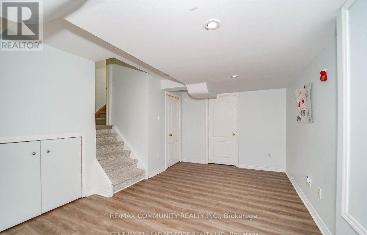 2 Oglevie Drive, Whitby, Ontario  L1R 2Y4 - Photo 24 - E13857560