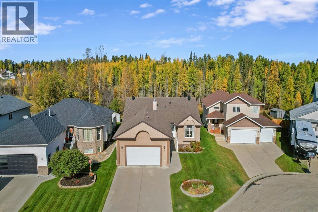 18 Park Point, Whitecourt, Alberta  T7S 1W9 - Photo 2 - A2349547