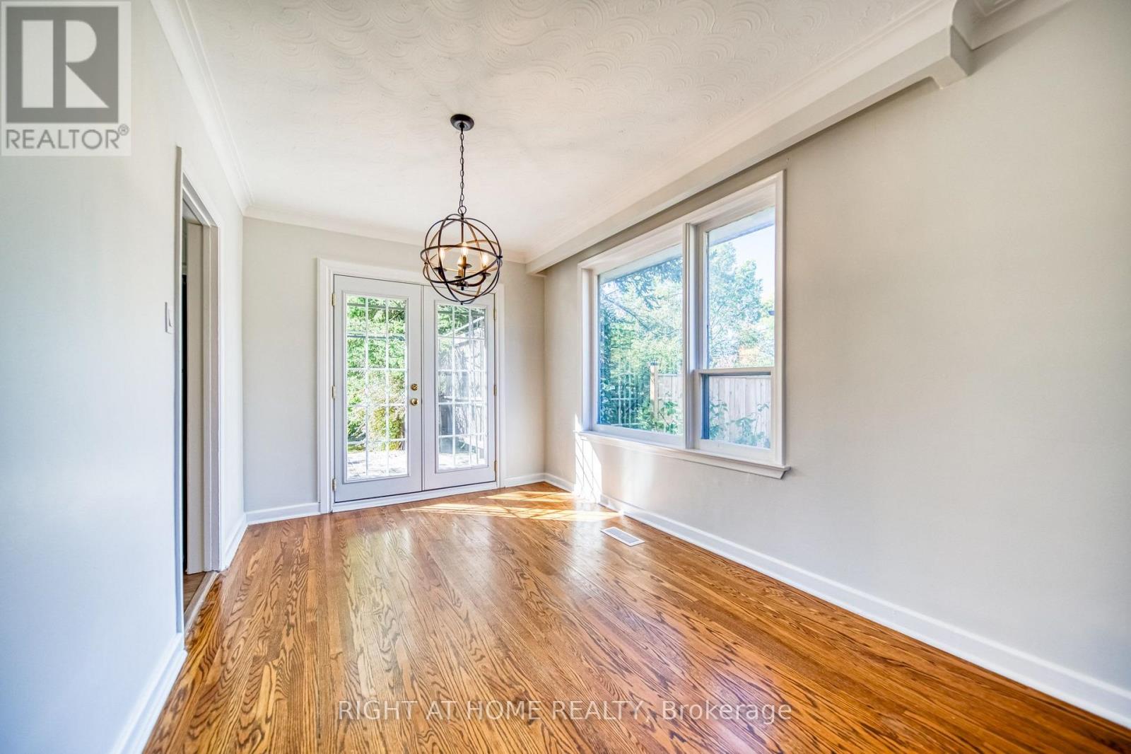 506 Trudale Court, Oakville, Ontario  L6L 4H1 - Photo 10 - W13857548