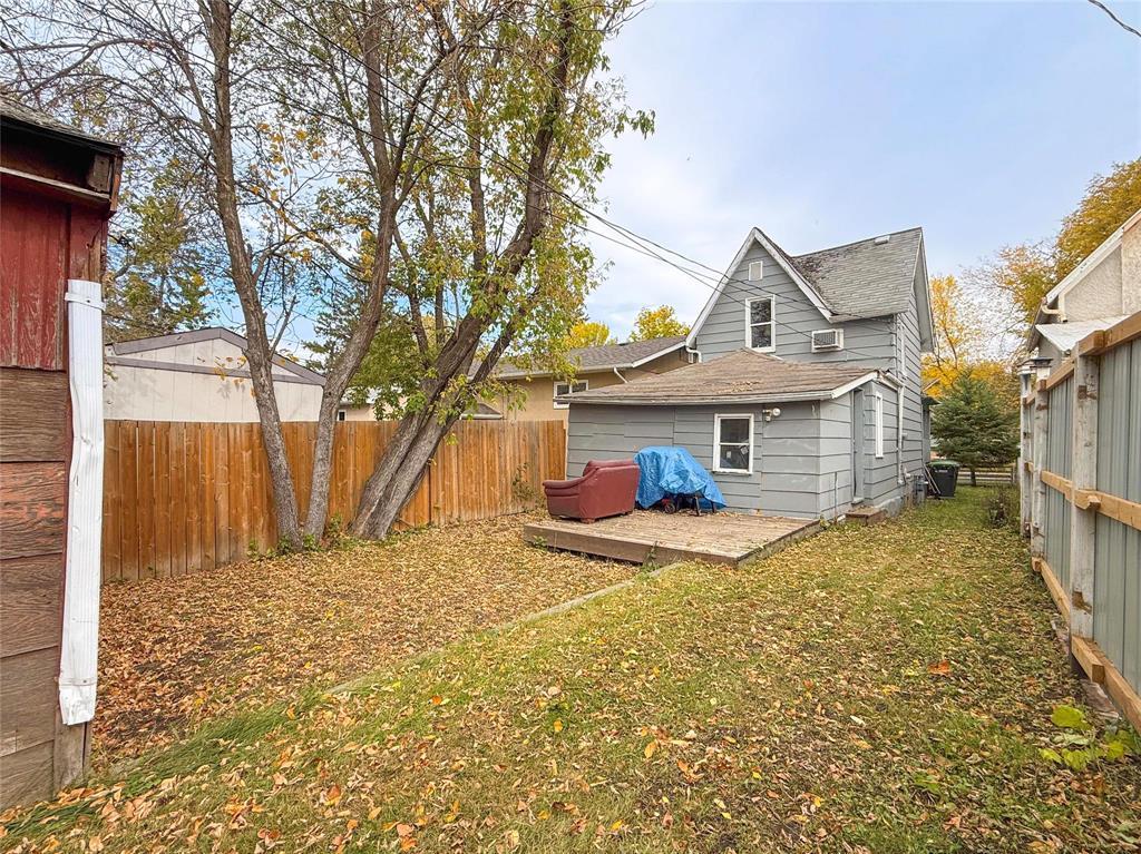 36 7th Street N, Brandon, Manitoba  R7A 2P6 - Photo 12 - 202624634