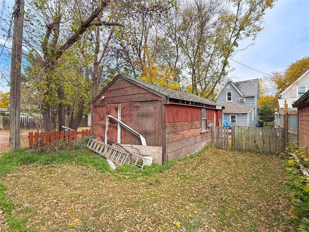 36 7th Street N, Brandon, Manitoba  R7A 2P6 - Photo 13 - 202624634