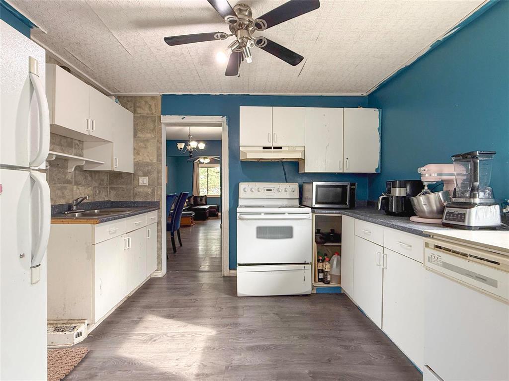 36 7th Street N, Brandon, Manitoba  R7A 2P6 - Photo 6 - 202624634