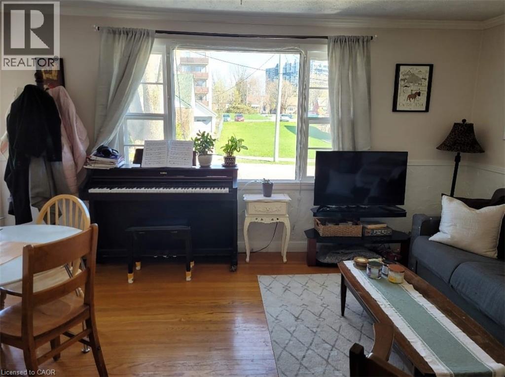 51 Talbot Street, Kitchener, Ontario  N2M 2A8 - Photo 6 - 40868688