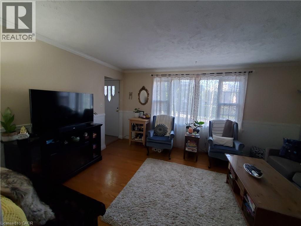 51 Talbot Street, Kitchener, Ontario  N2M 2A8 - Photo 8 - 40868688