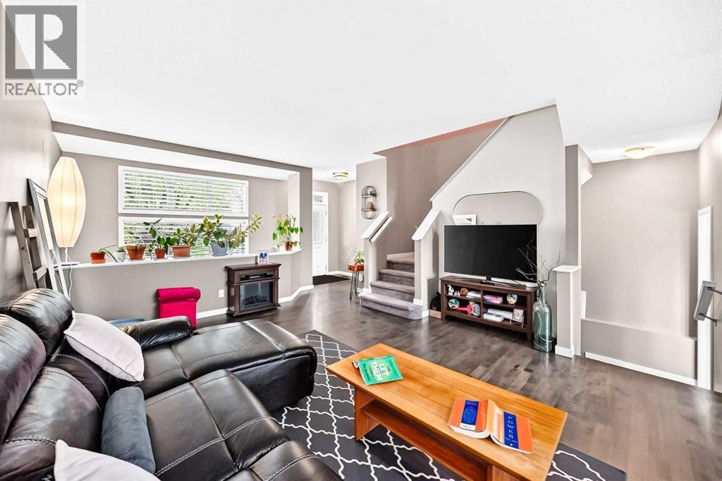 1046 New Brighton Park Se, Calgary, Alberta  T2Z 0Y1 - Photo 12 - A2347992