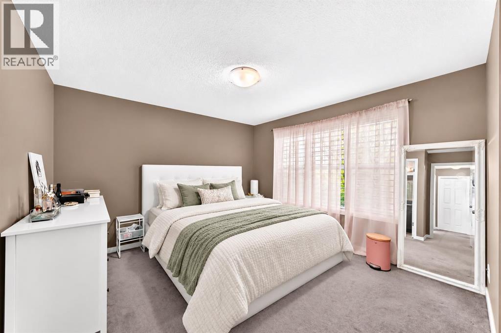 1046 New Brighton Park Se, Calgary, Alberta  T2Z 0Y1 - Photo 20 - A2347992