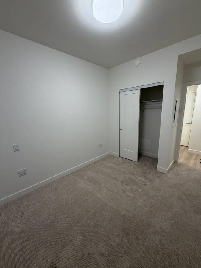 321 13760 76 A AVENUE