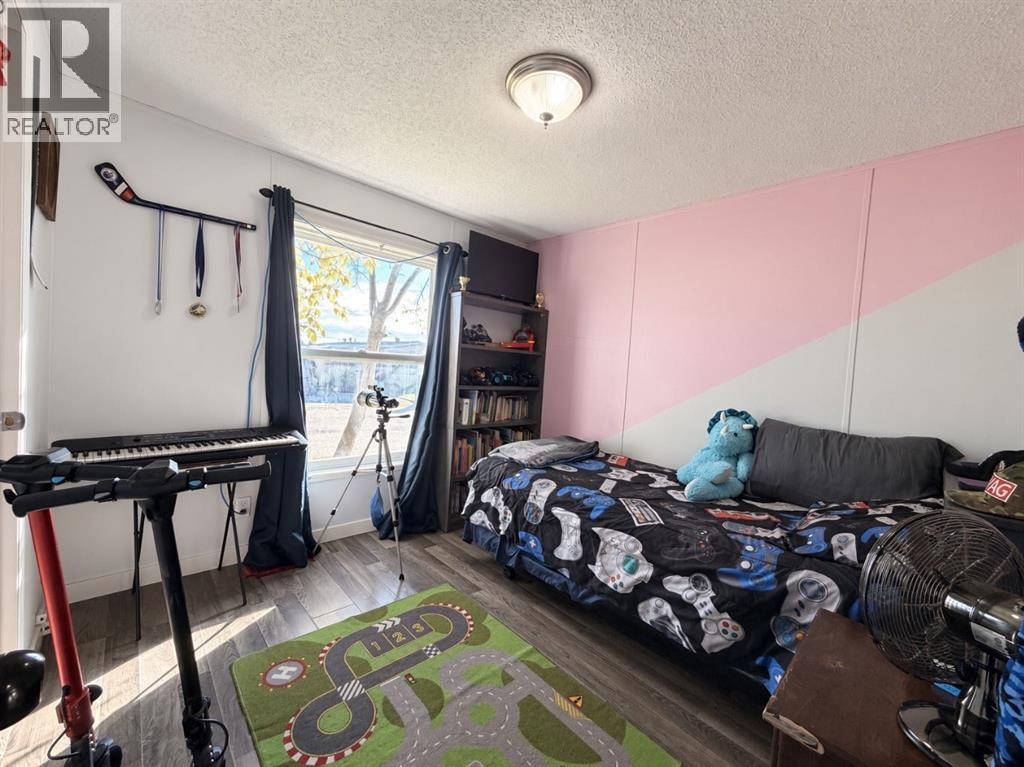 #85 9824 104 Avenue